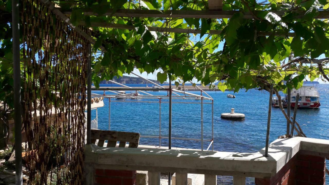 Anka'S Beach Komiža Exteriér fotografie
